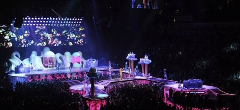 ArtRave ARTPOP Ball